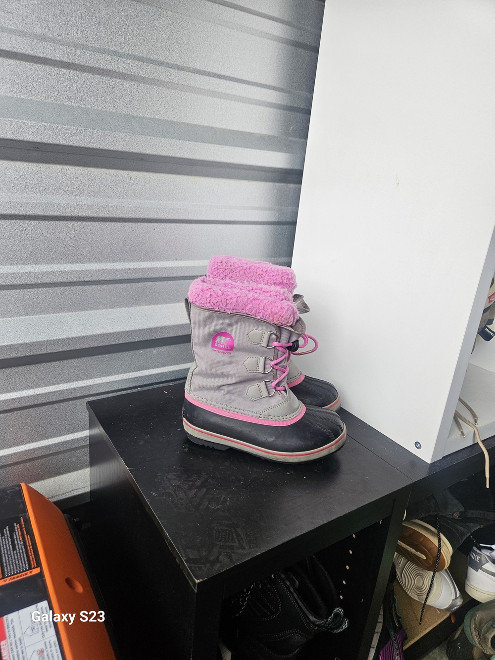 Sorel Kids Size 3 Waterproof Snow Boots Gray Pink Faux Fur Winter Boots